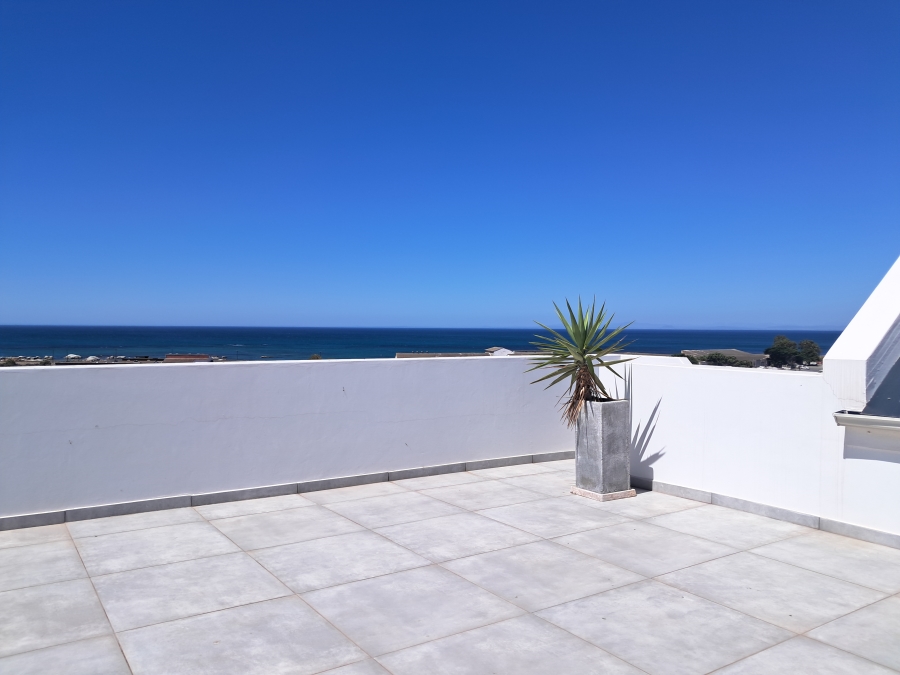 3 Bedroom Property for Sale in Da Gama Bay Western Cape